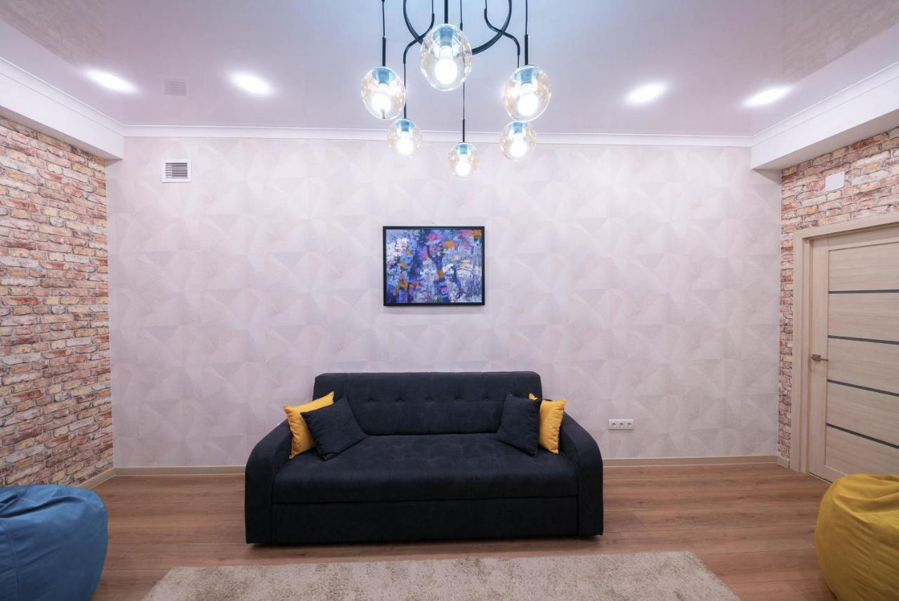 Kaganat Hostel Bishkek Exterior photo